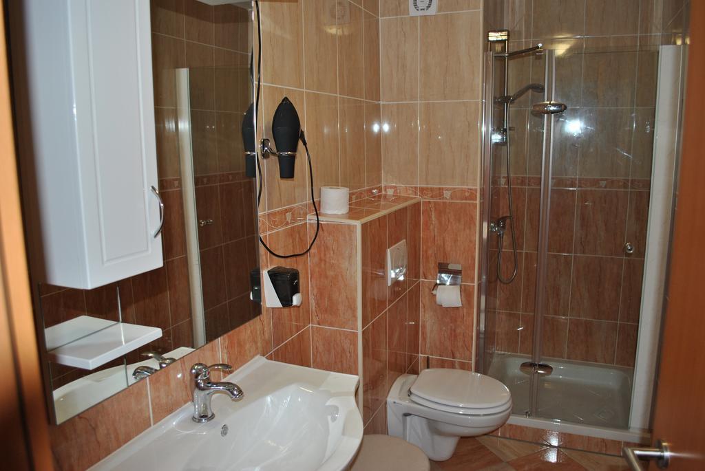 Apartments - Turisticna Kmetija Vrbnjak Ljutomer Bagian luar foto
